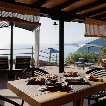 Blue Horizon Aparthotel 4*