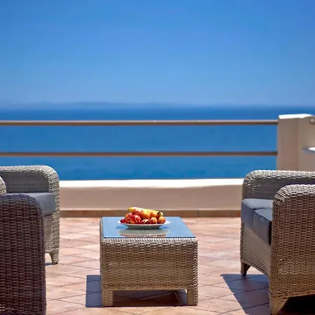 Blue Horizon Aparthotel Parálion Ástros