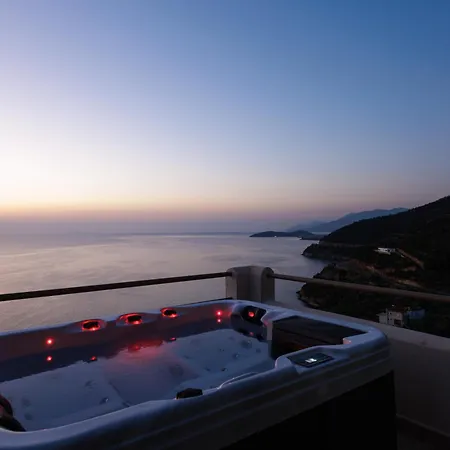 Blue Horizon 4*