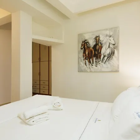 Blue Horizon Hotel apartamentowy Parálion Ástros