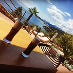 Ξενοδοχείο με διαμερίσματα Blue Horizon 4*