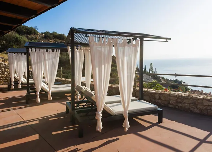 Blue Horizon Parálion Ástros