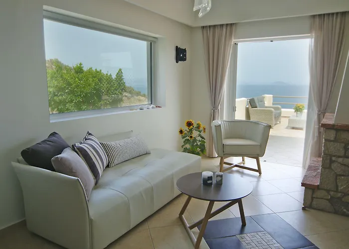 Blue Horizon Aparthotel