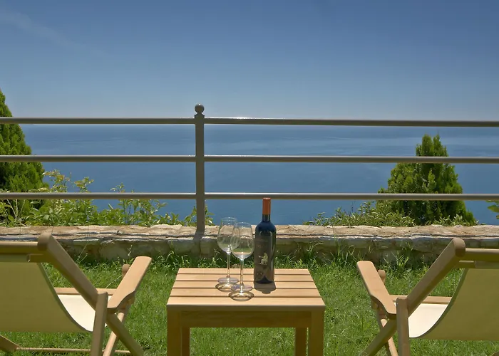 Blue Horizon Parálion Ástros