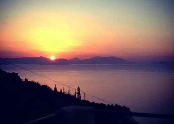 Blue Horizon Aparthotel 4*